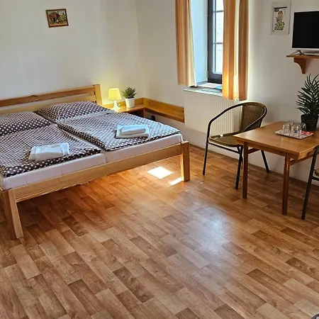 Bauru Dvur 3*