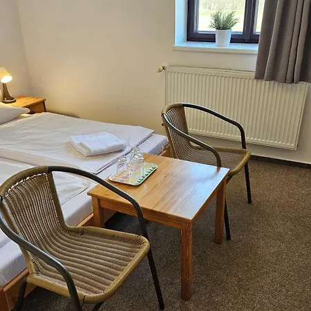 Bauru Dvur 3* Zdíkov