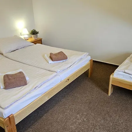 Bauru Dvur 3* Zdíkov