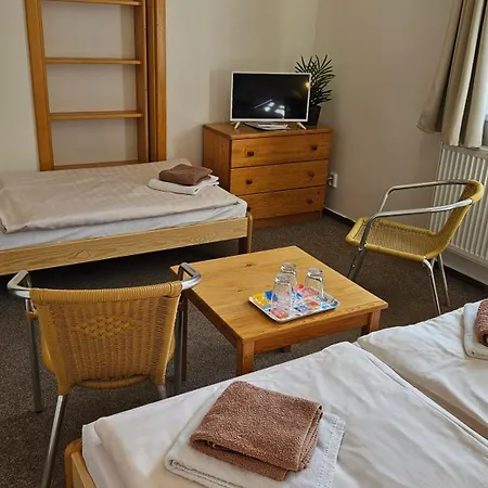 Bauru Dvur Konukevi 3*